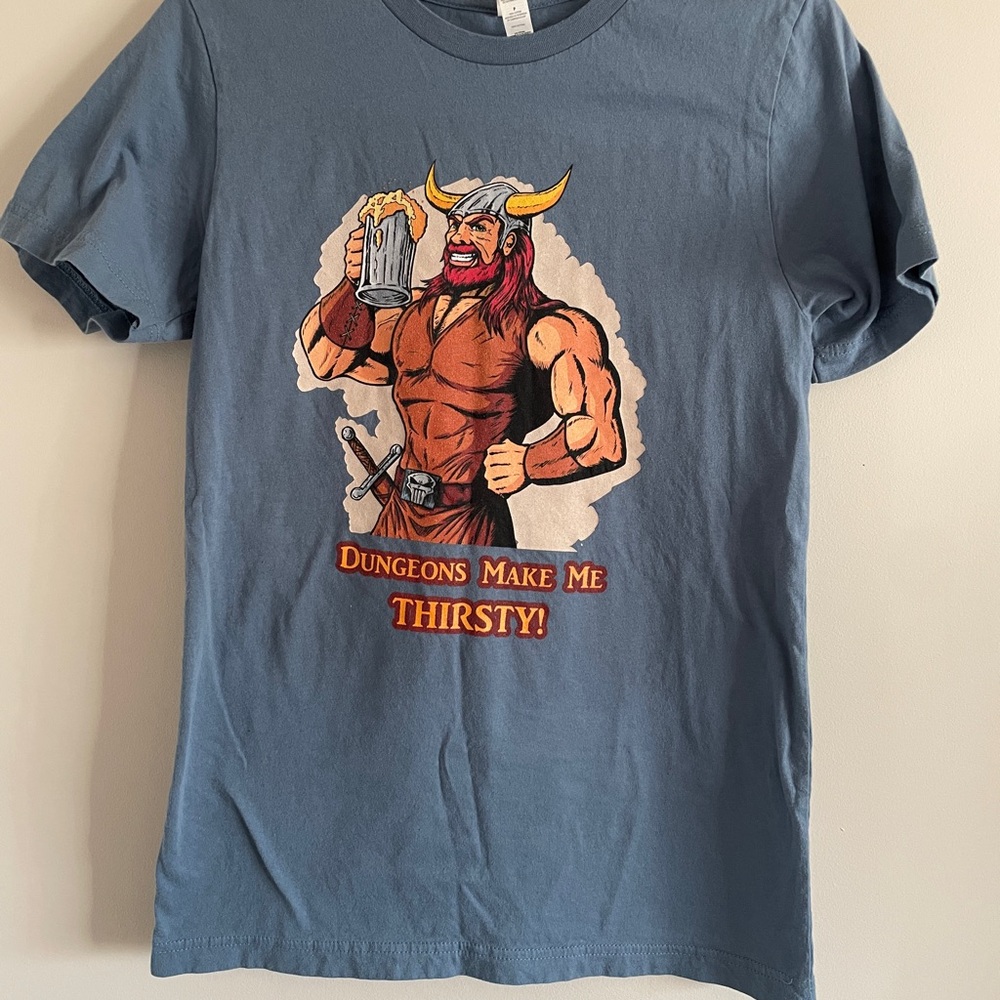 Custom Fantasy / ‘DnD’ theme Mens small T-Shirt
